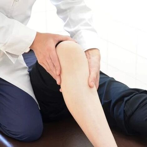膝の施術